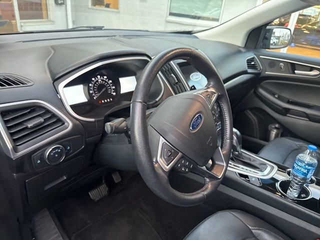 Used 2017 Ford Edge SEL w/ Equipment Group 201A image 8