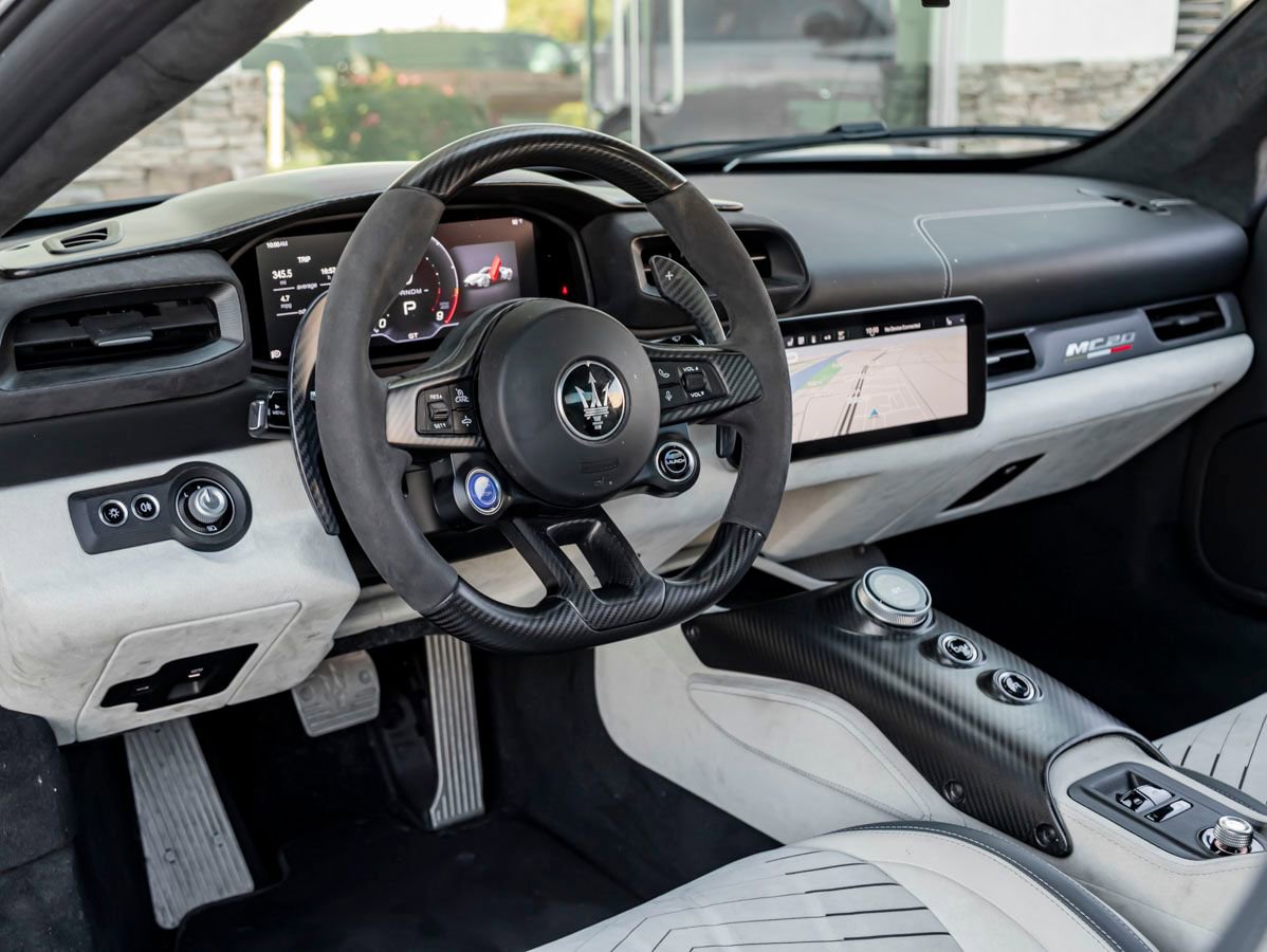 Used 2023 Maserati MC20 Spyder RWD image 22