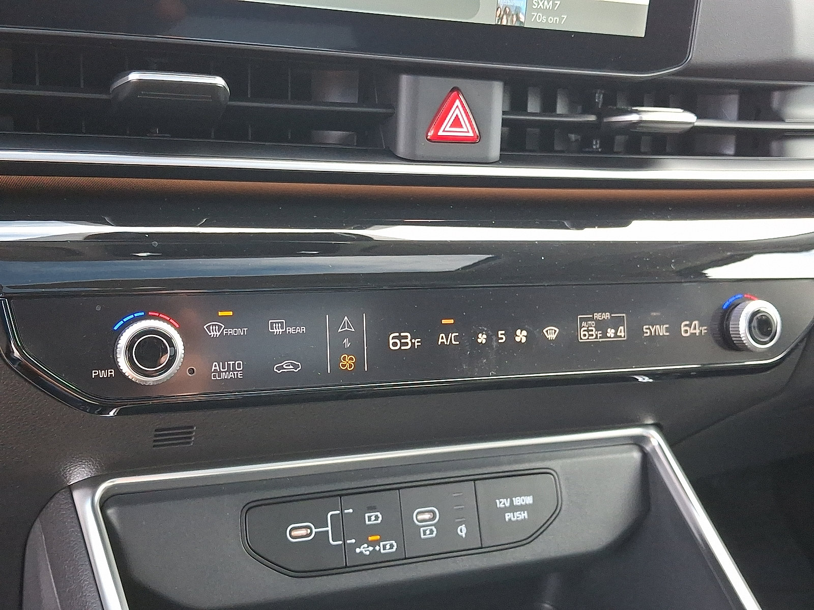 Certified 2026 Kia Carnival SX Prestige FWD image 17