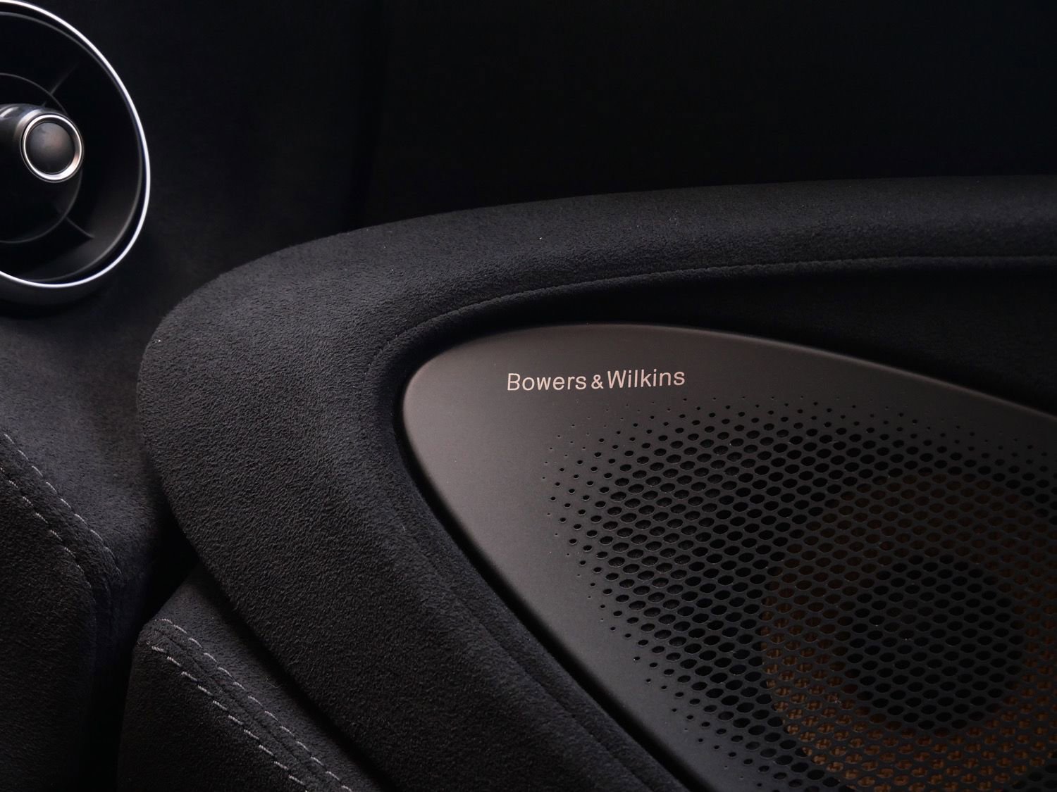 Used 2019 McLaren 600LT RWD image 36