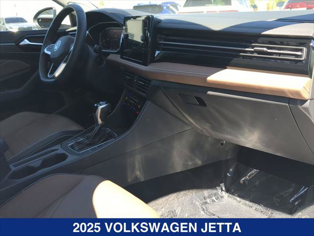 Certified 2025 Volkswagen Jetta SEL FWD image 22