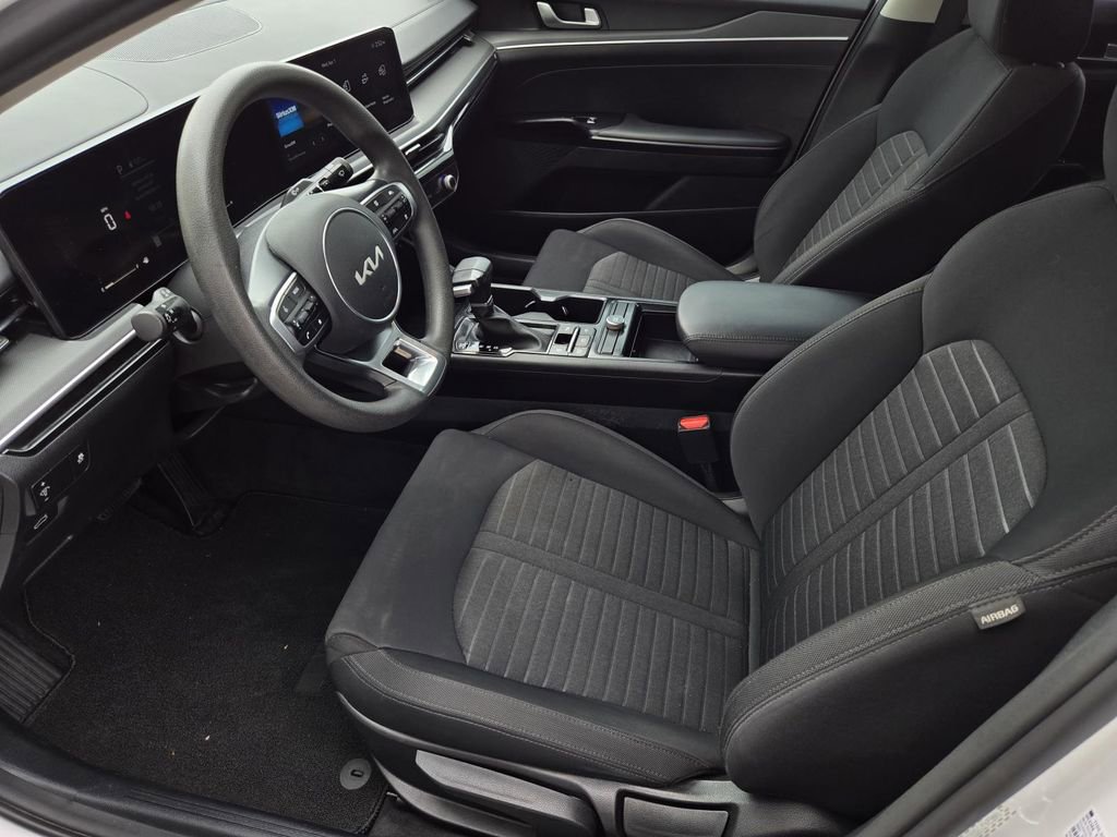 Used 2025 Kia K5 LXS image 18