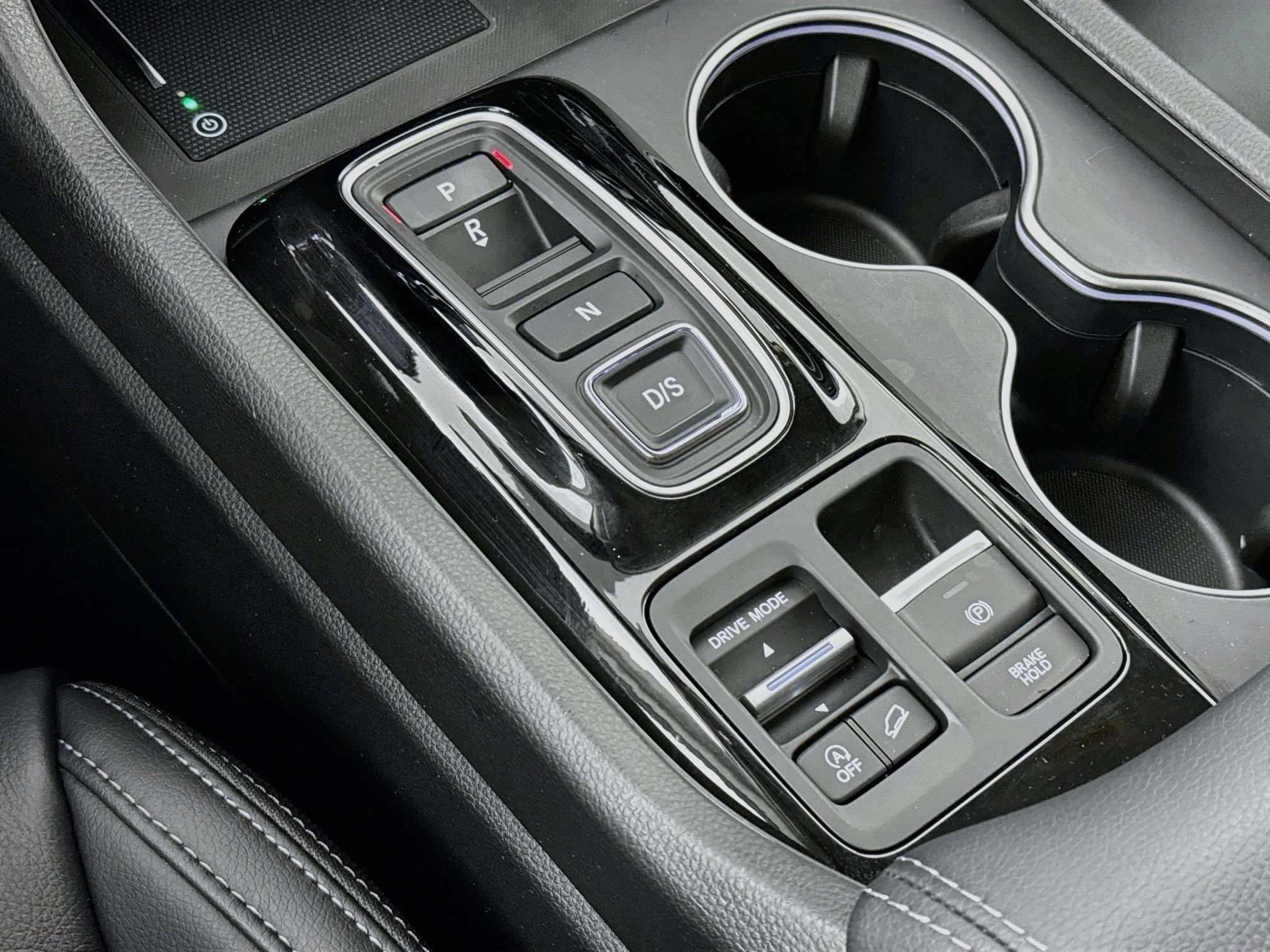 Certified 2024 Honda Pilot Touring image 17