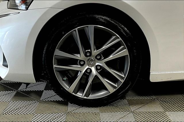 Used 2020 Lexus IS 300 image 8