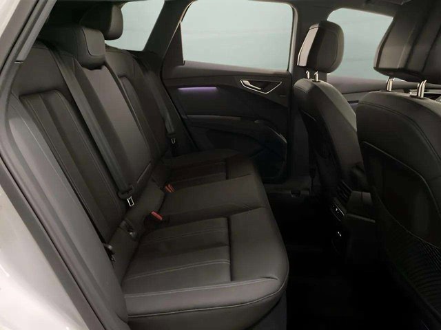 Used 2024 Audi Q4 e-tron Prestige image 81