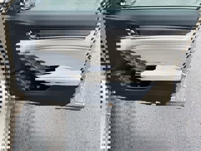 Used 2018 Honda Accord Touring image 49