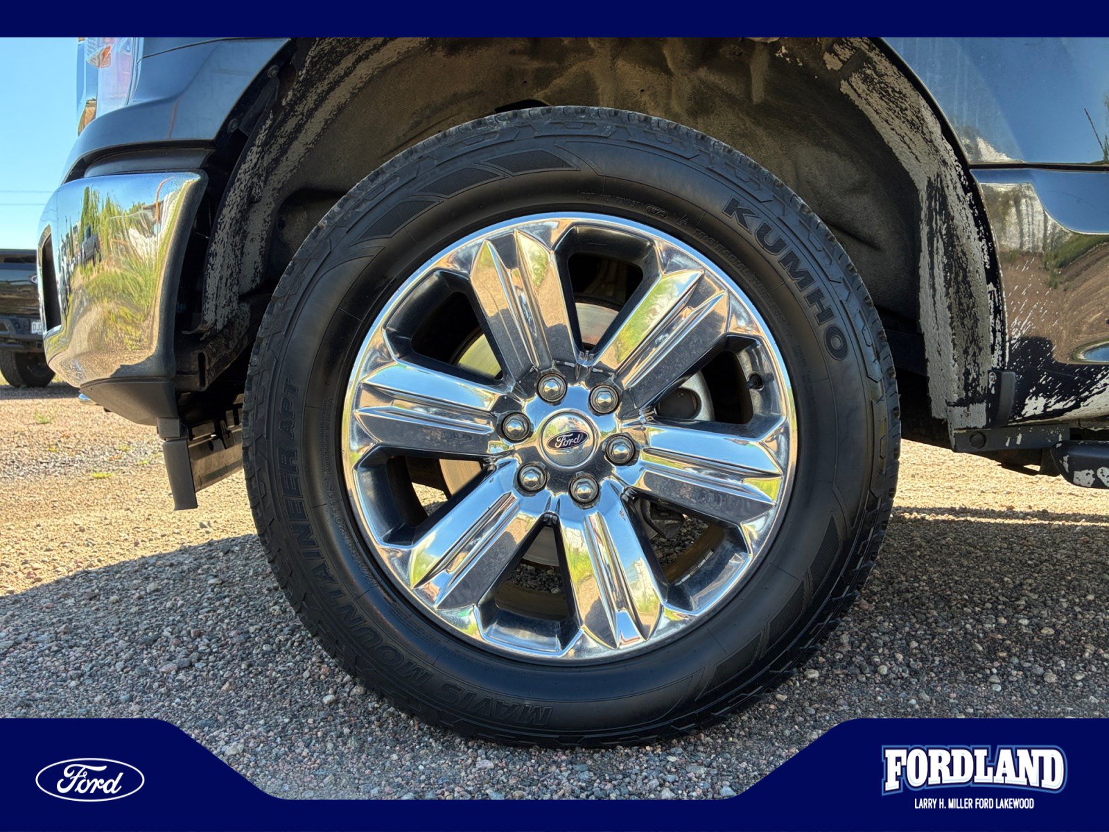 Used 2020 Ford F150 XLT w/ Equipment Group 302A Luxury AWD/4WD image 26