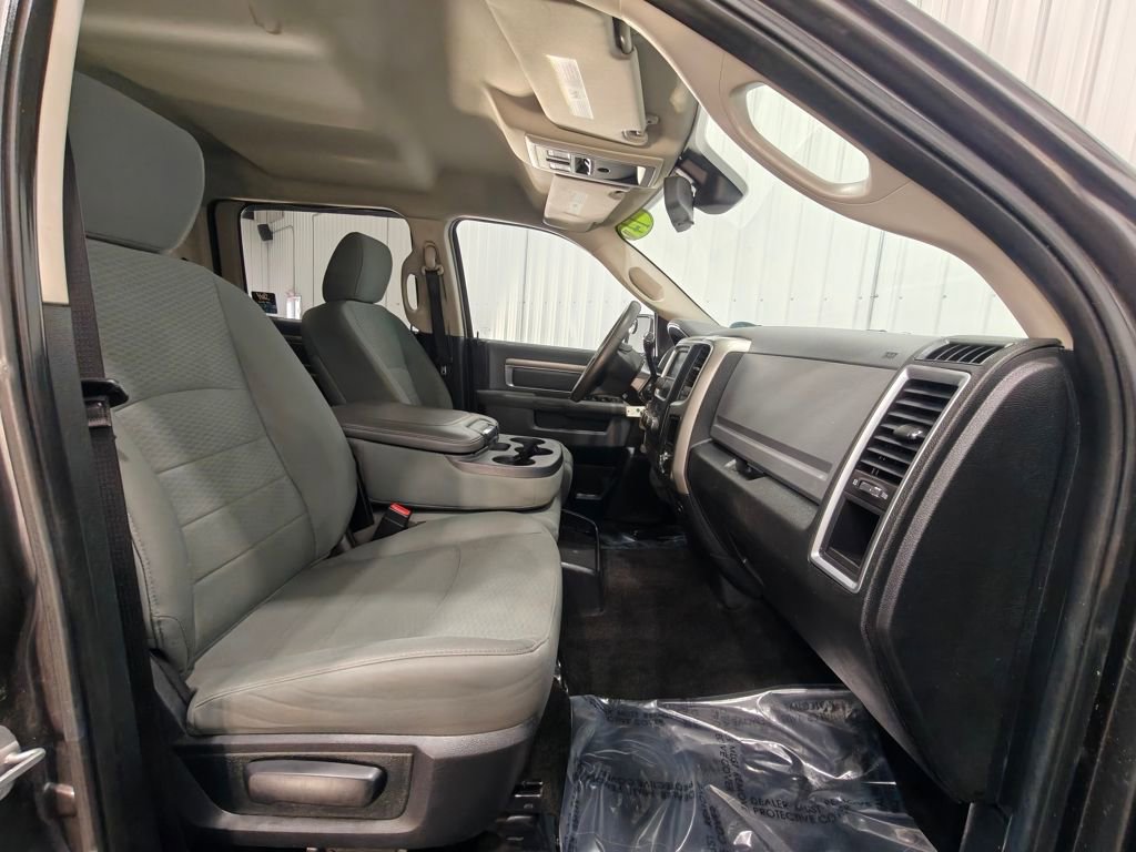 Used 2014 RAM 2500 SLT image 23
