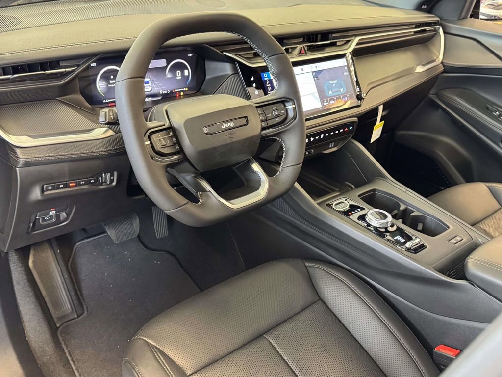 New 2026 Jeep Cherokee Overland image 15