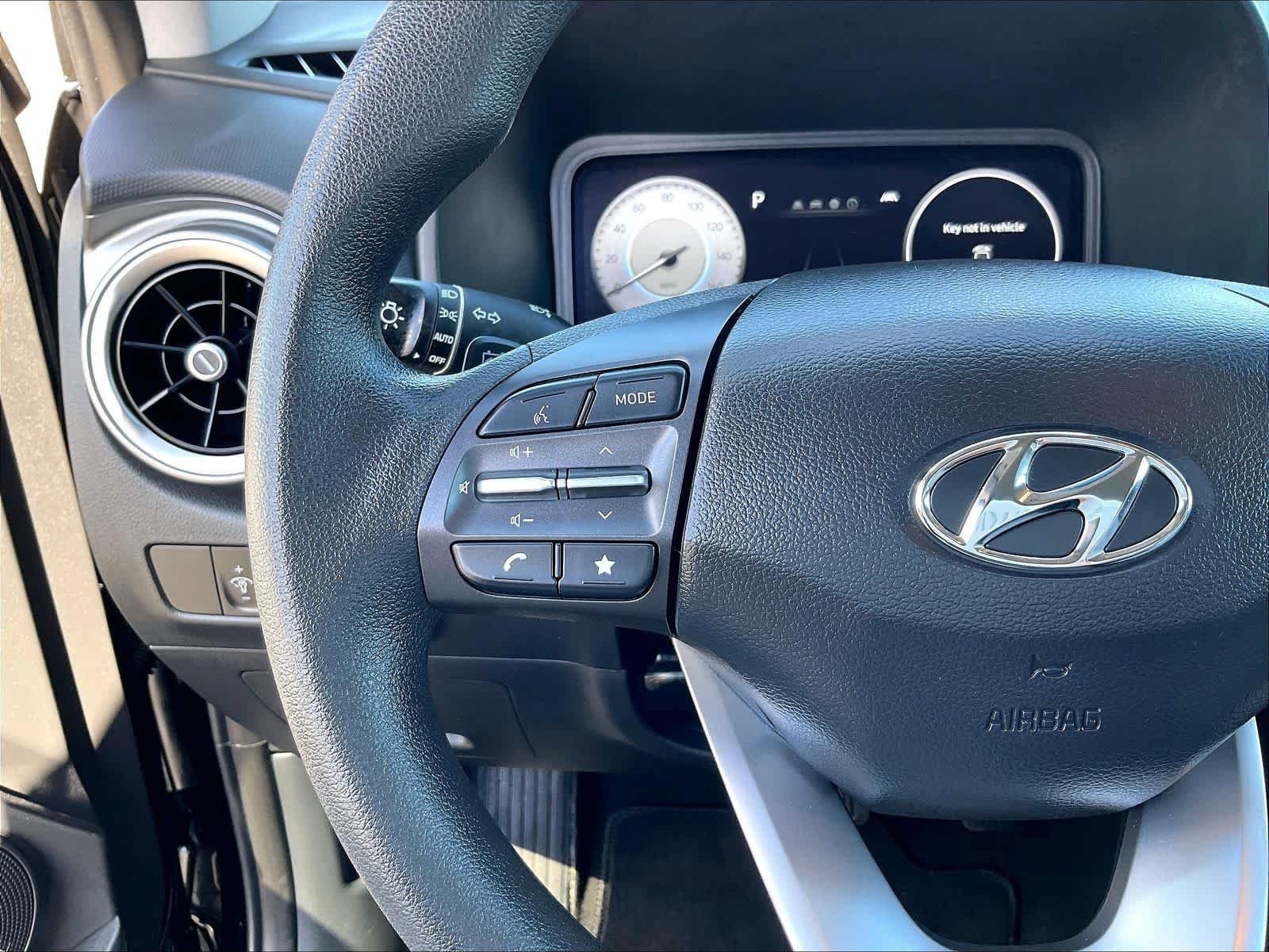 Used 2023 Hyundai Kona SE w/ Cargo Package FWD image 22