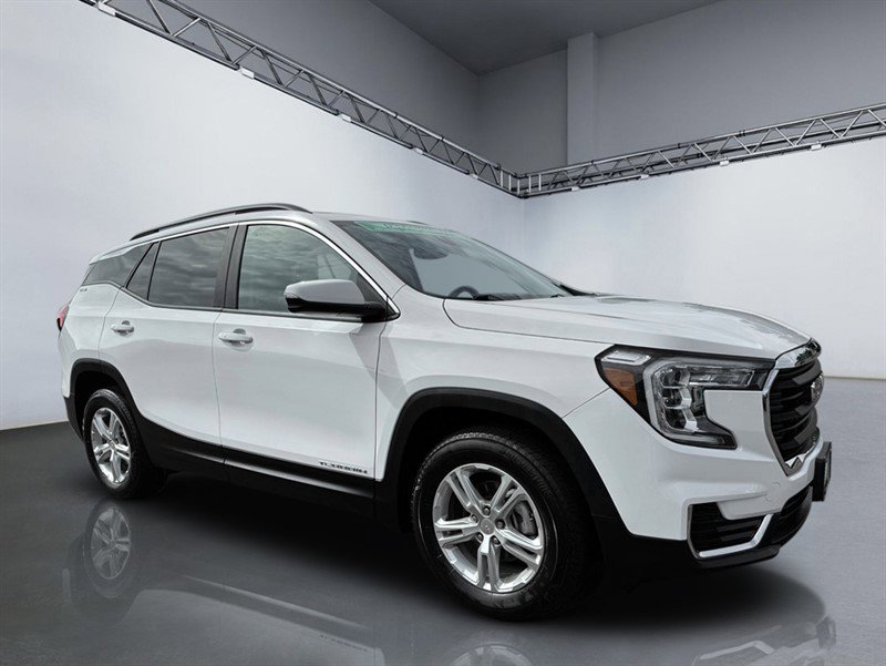 Used 2022 GMC Terrain SLE w/ Driver Convenience Package image 8