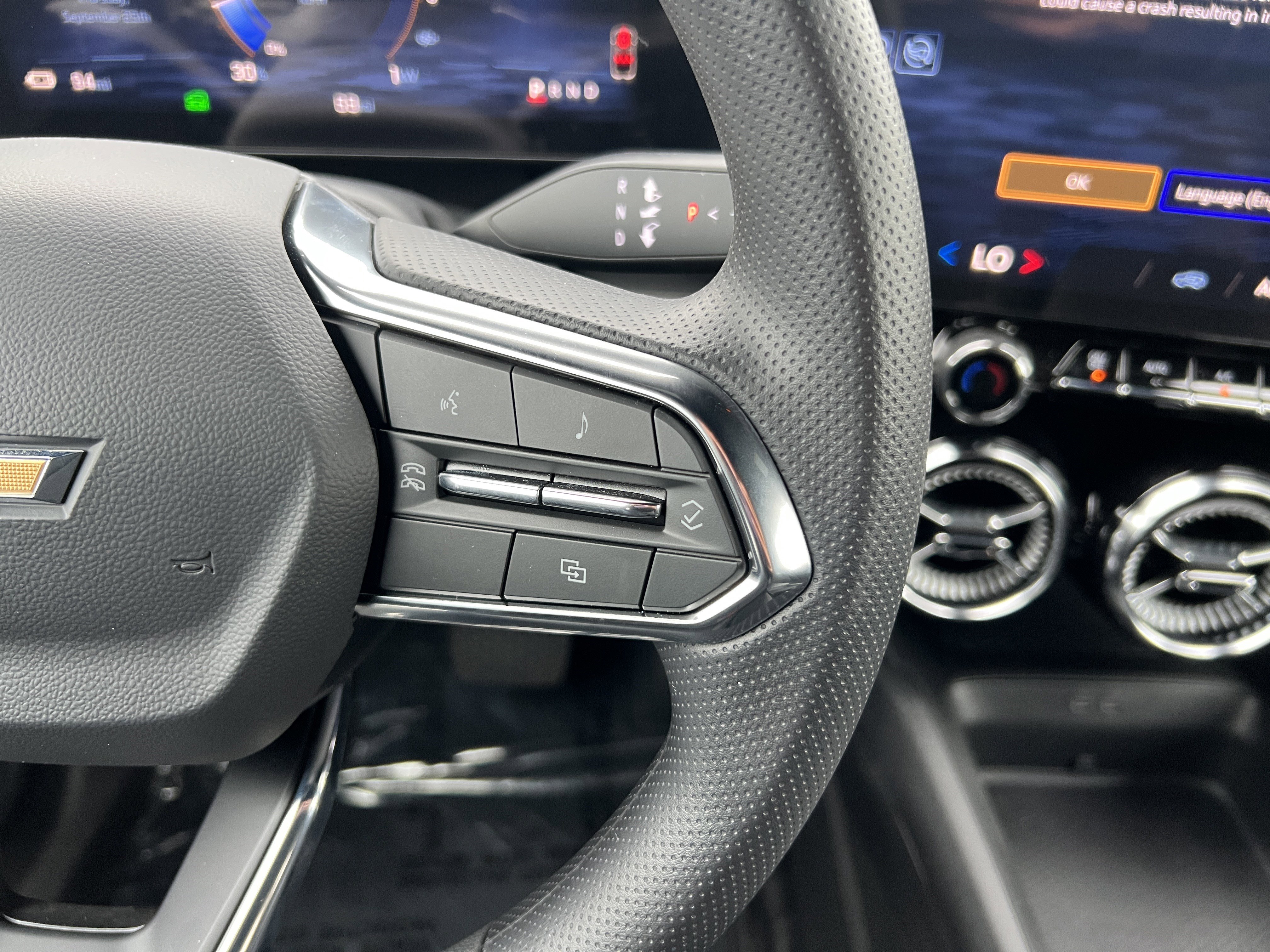 New 2025 Chevrolet Blazer EV LT image 28