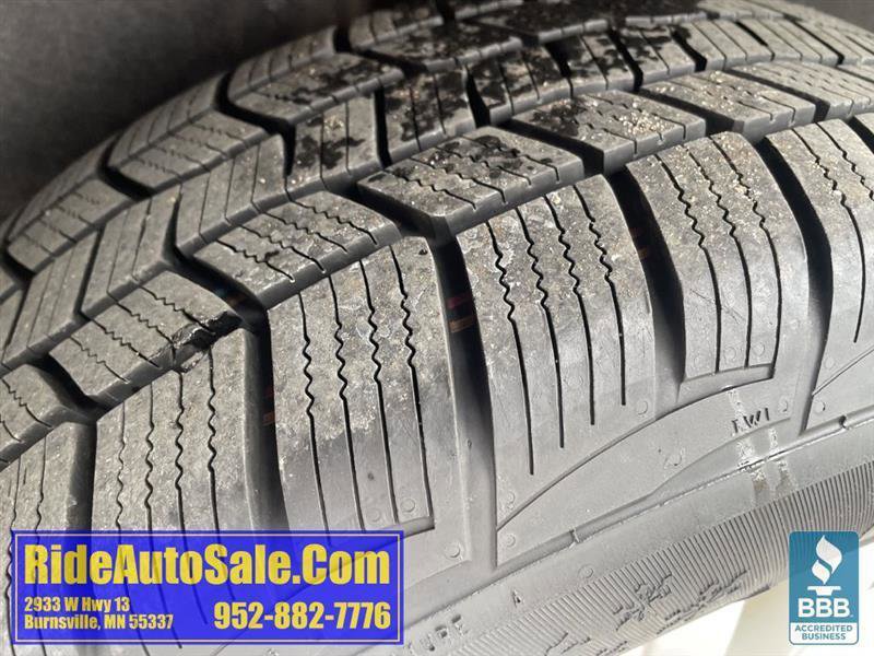 Used 2017 Volkswagen Tiguan S image 33