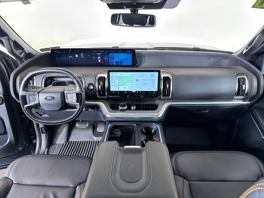 Used 2025 Ford Expedition Tremor AWD/4WD image 3