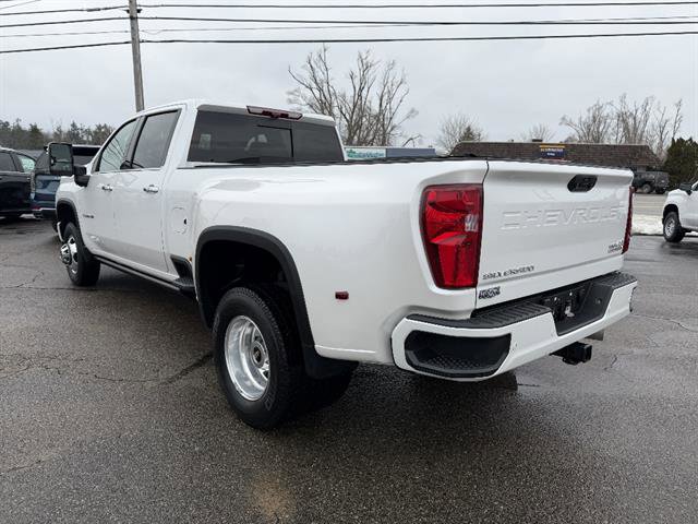 Used 2022 Chevrolet Silverado 3500 High Country image 4