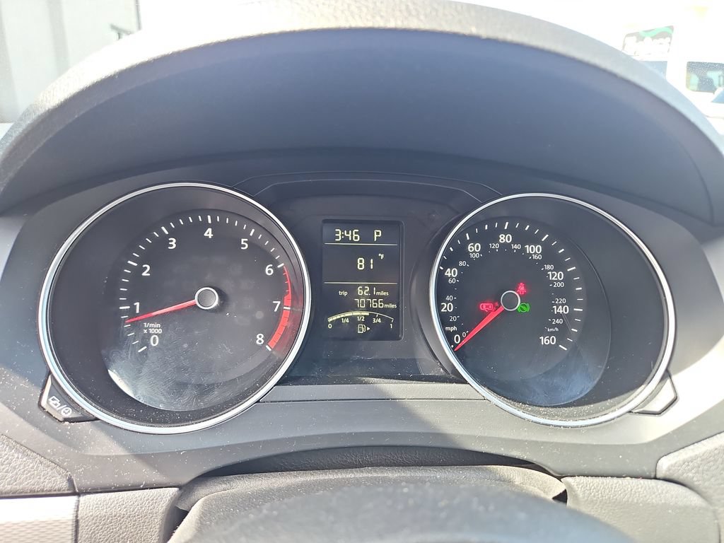 Used 2015 Volkswagen Jetta SE FWD image 16