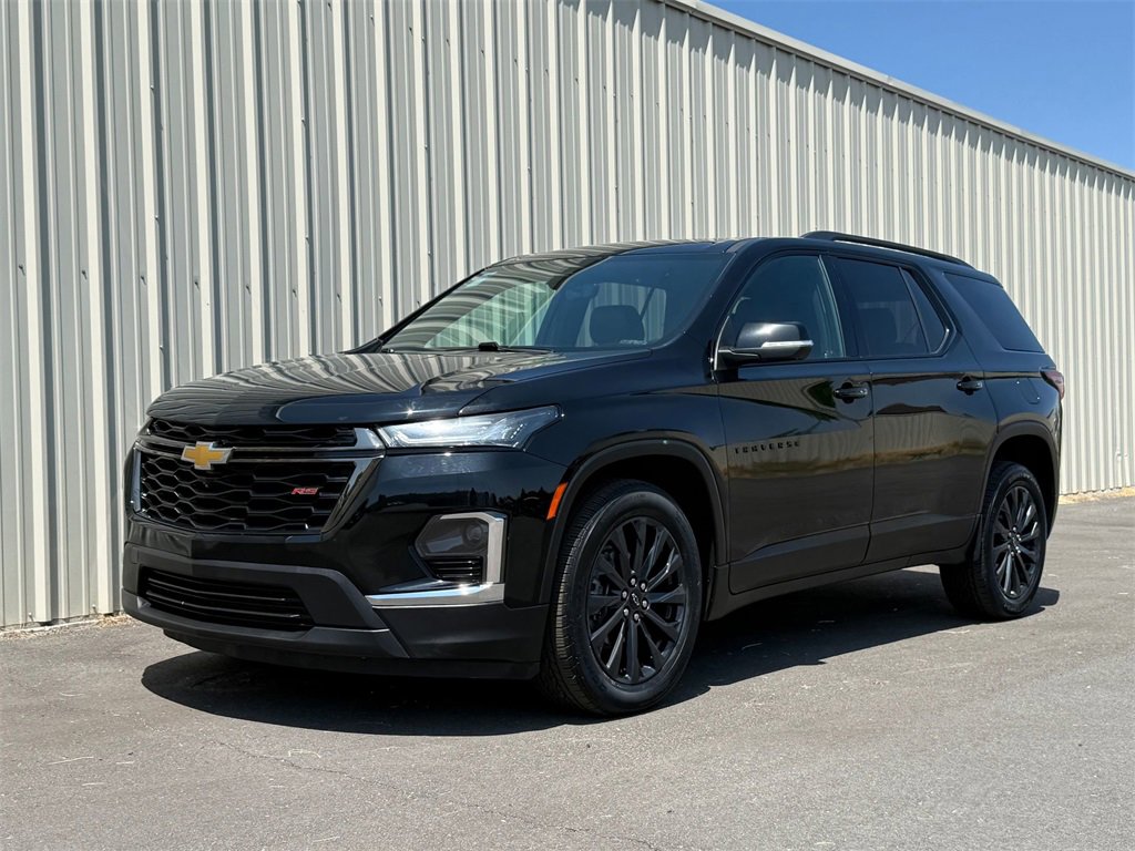 Used 2022 Chevrolet Traverse RS image 8