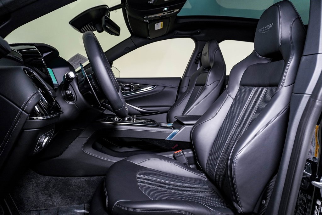 Used 2025 Aston Martin DBX 707 image 21
