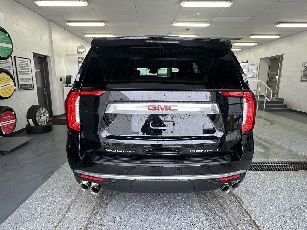 Certified 2024 GMC Yukon Denali w/ Advanced Technology Package image 4