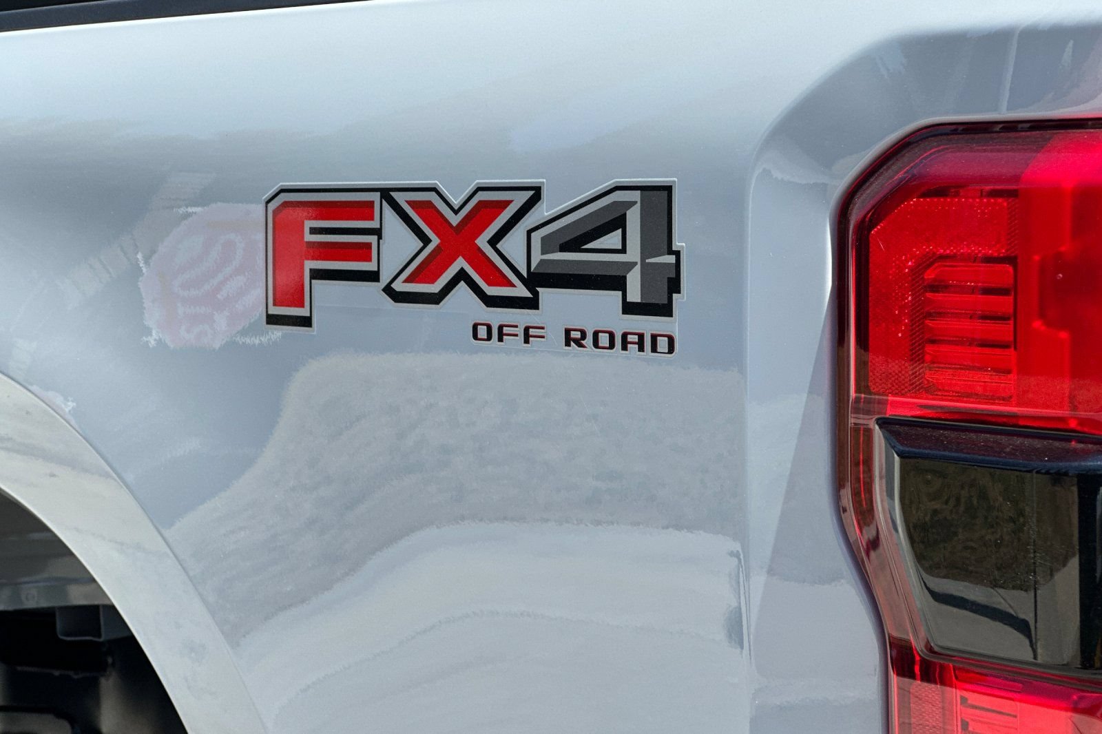 New 2026 Ford F250 Lariat w/ FX4 Off-Road Package AWD/4WD image 26