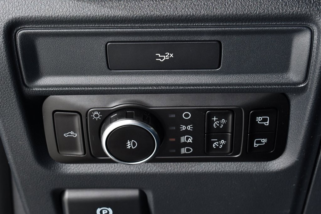 New 2026 Ford F150 XLT w/ Equipment Group 302A MID image 33