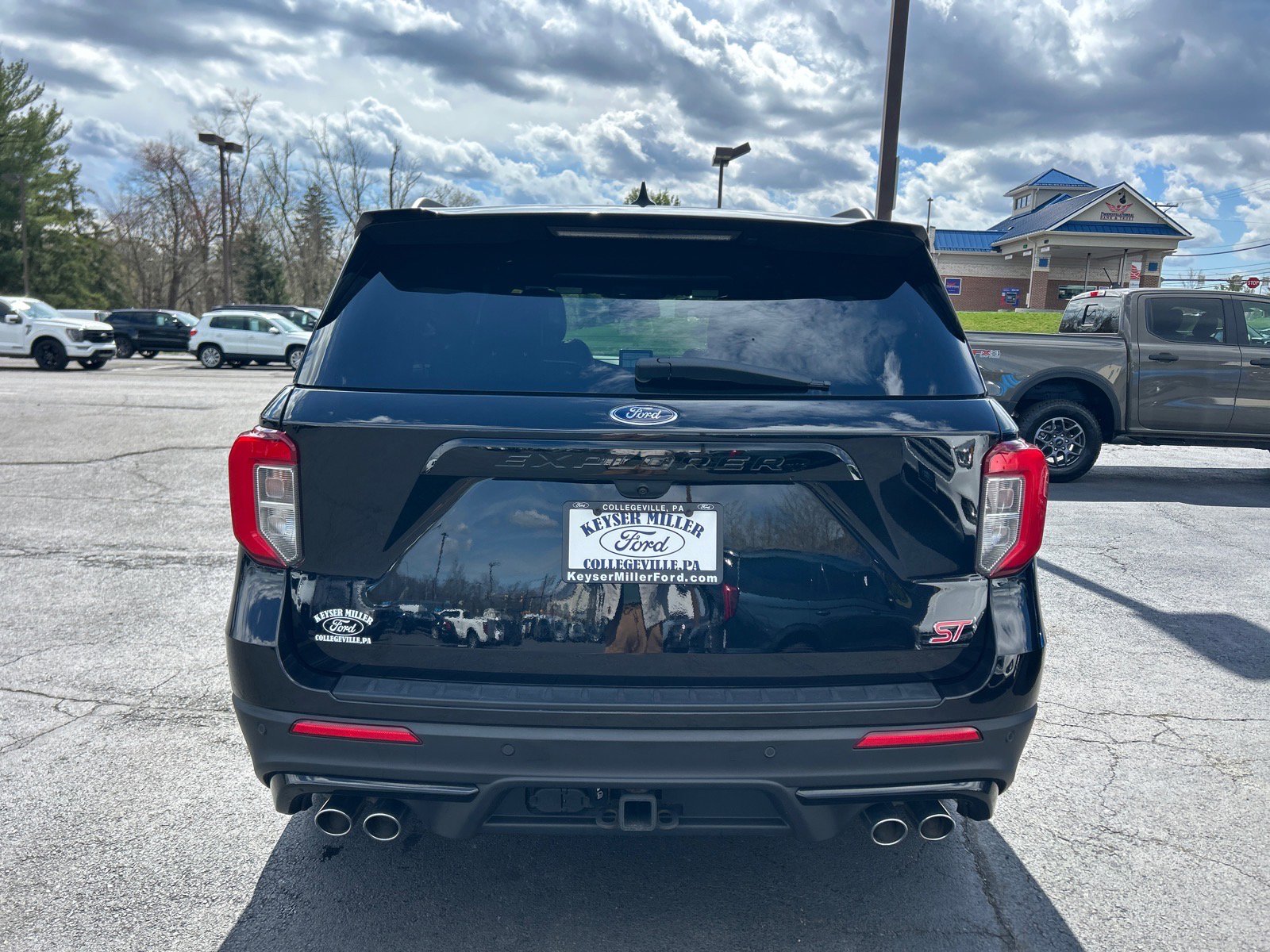 Certified 2023 Ford Explorer ST w/ Equipment Group 401A AWD/4WD image 12