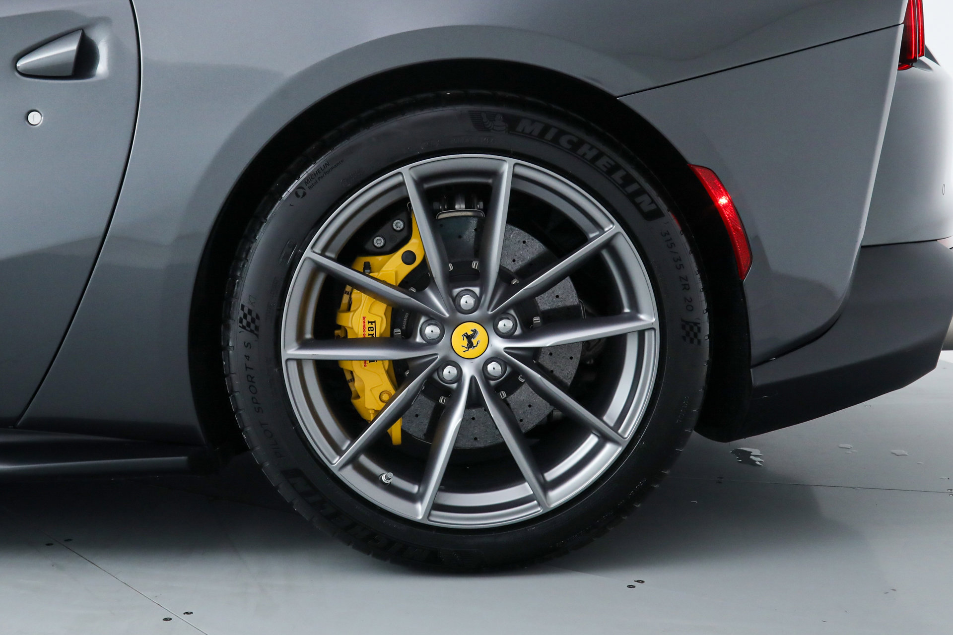 Certified 2022 Ferrari 812 GTS image 42