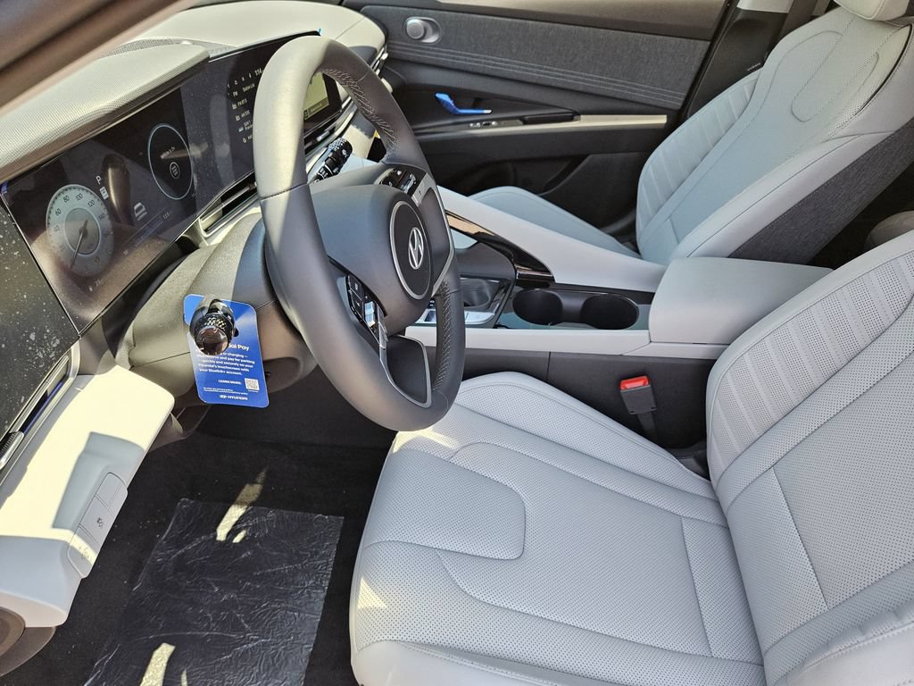 New 2026 Hyundai Elantra Limited FWD image 14