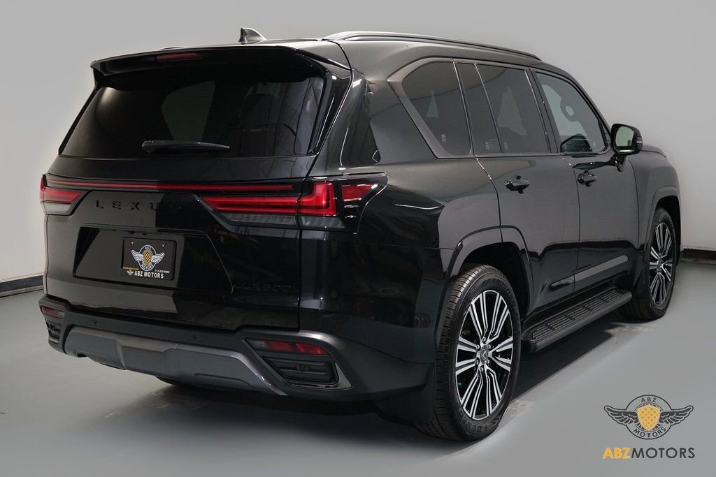 Used 2025 Lexus LX 600 4WD w/ Appearance Package image 6