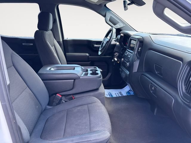Used 2019 Chevrolet Silverado 1500 Custom w/ Custom Value Package AWD/4WD image 15