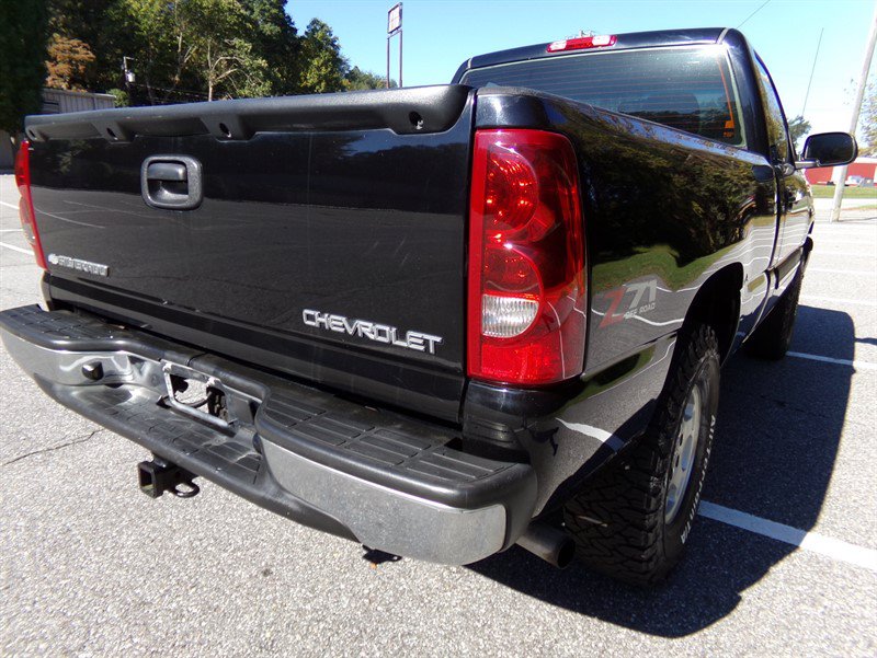 Used 2003 Chevrolet Silverado 1500 LS w/ Suspension Package, Off-Road AWD/4WD image 7