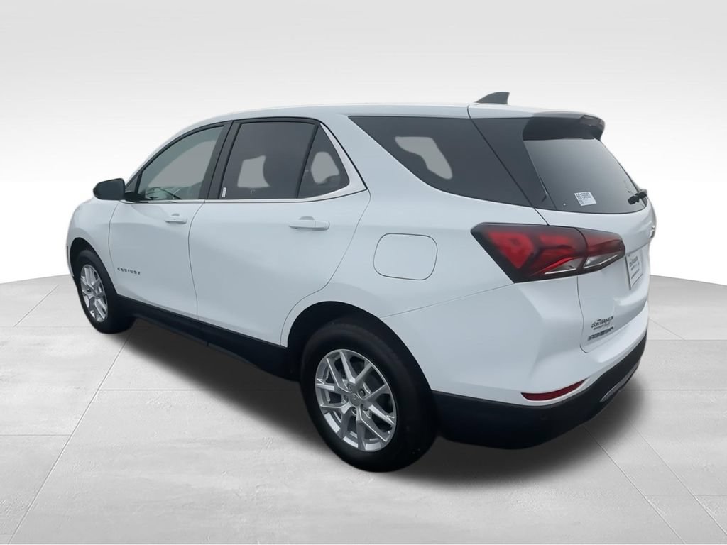 Used 2024 Chevrolet Equinox LT w/ LPO, Floor Liner Package AWD/4WD image 6