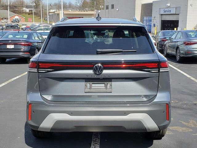 New 2026 Volkswagen Tiguan SE AWD/4WD image 4