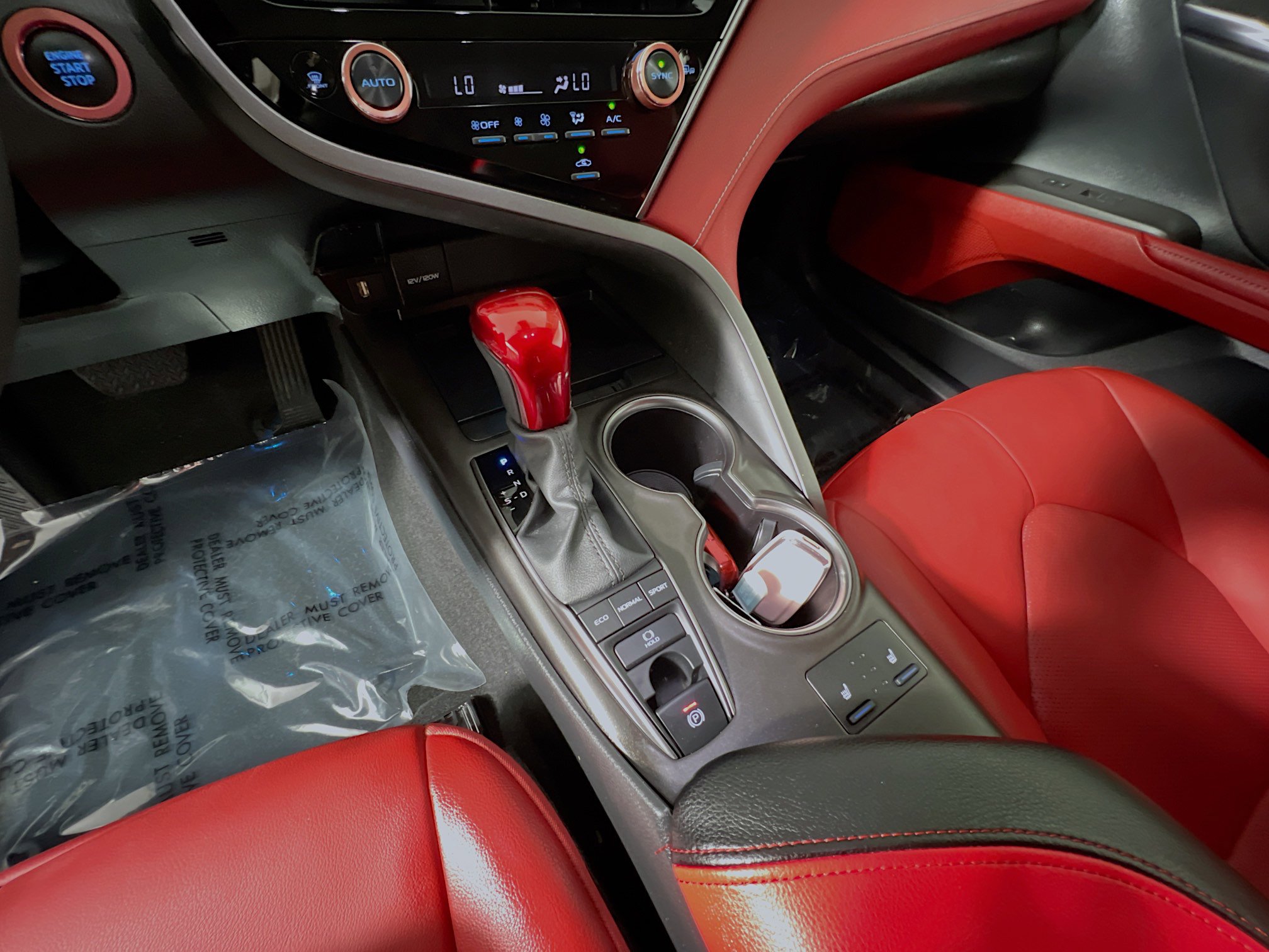 Used 2024 Toyota Camry XSE w/ Cold Weather Package image 25