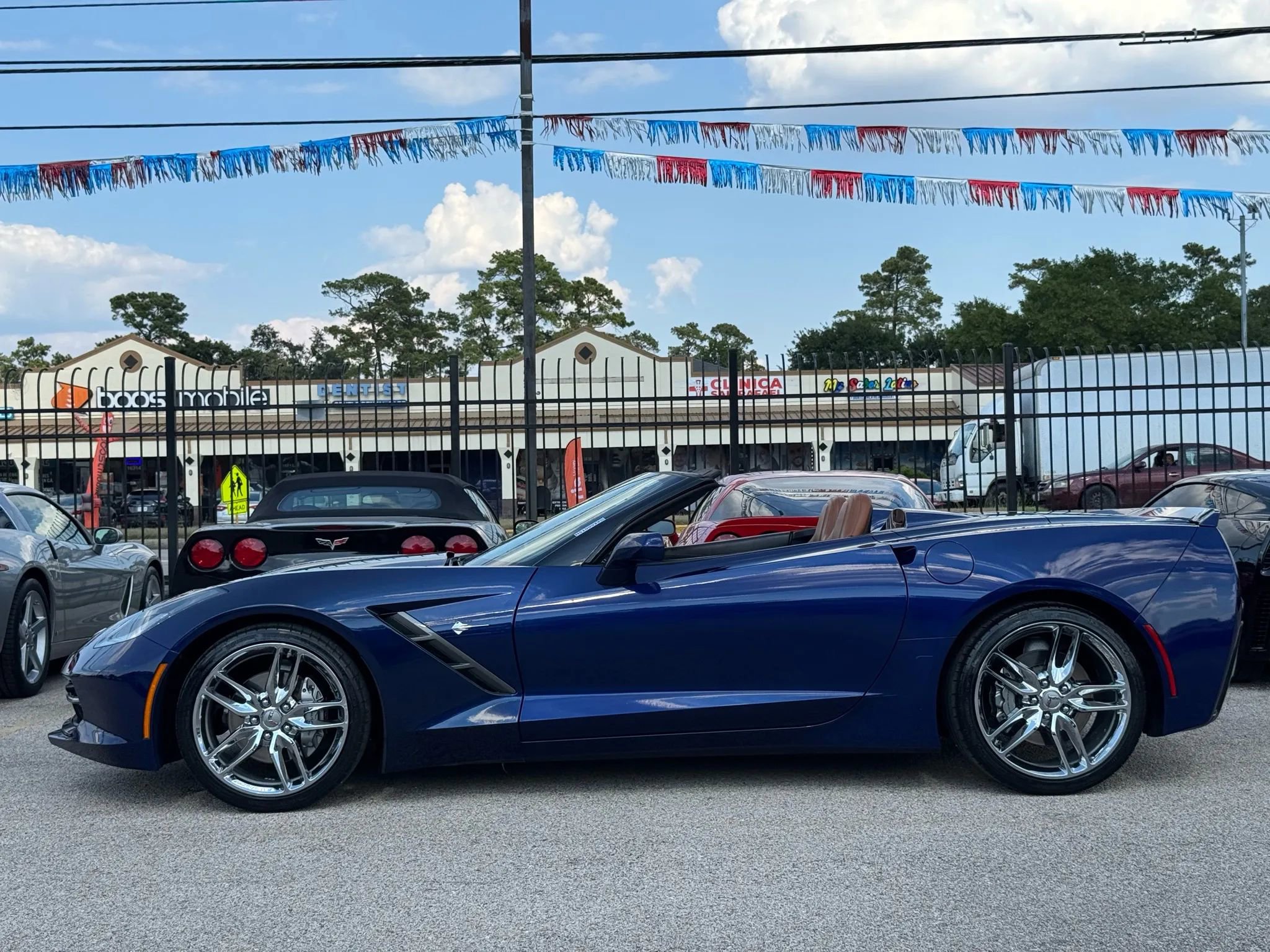 Used 2017 Chevrolet Corvette Stingray Convertible w/ 3LT Preferred Equipment Group image 10