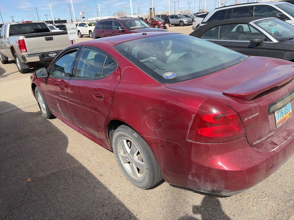 Used 2008 Pontiac Grand Prix w/ Premium Package FWD image 5