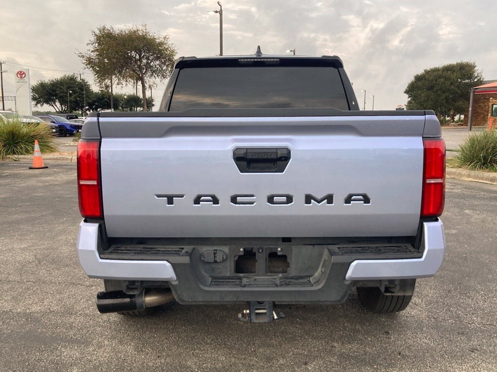 Used 2024 Toyota Tacoma TRD Sport AWD/4WD image 6