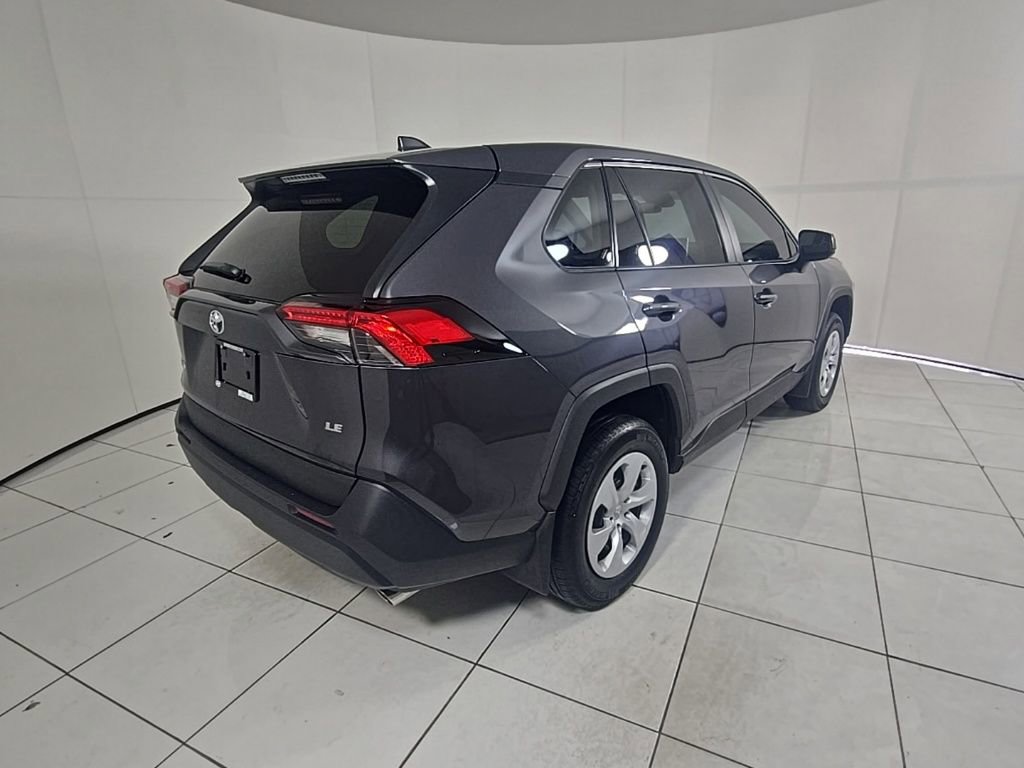 Used 2024 Toyota RAV4 LE image 5