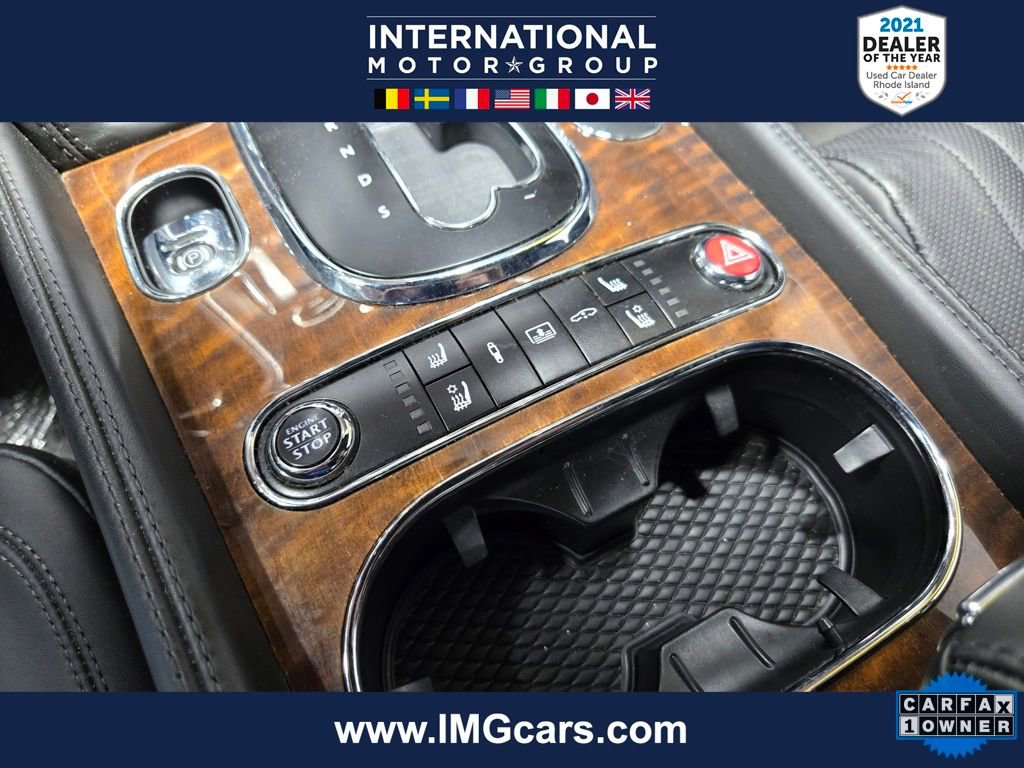Used 2018 Bentley Flying Spur V8 AWD/4WD image 30