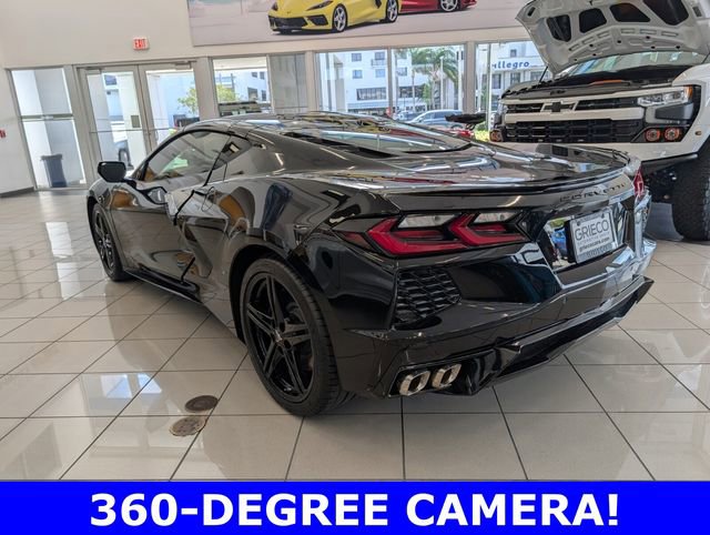 Used 2025 Chevrolet Corvette Stingray Premium Cpe w/ Z51 Performance Package RWD image 3