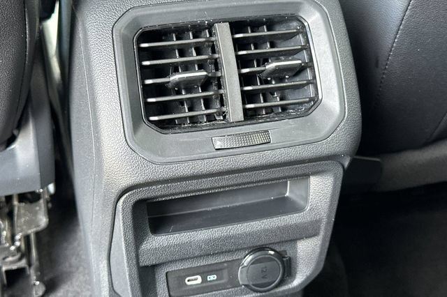 Used 2024 Volkswagen Tiguan Wolfsburg Edition AWD/4WD image 14
