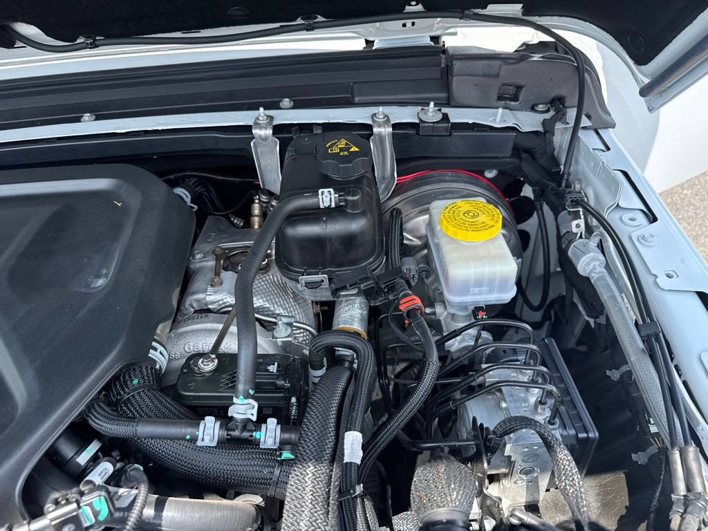 Used 2023 Jeep Wrangler Sport AWD/4WD image 24