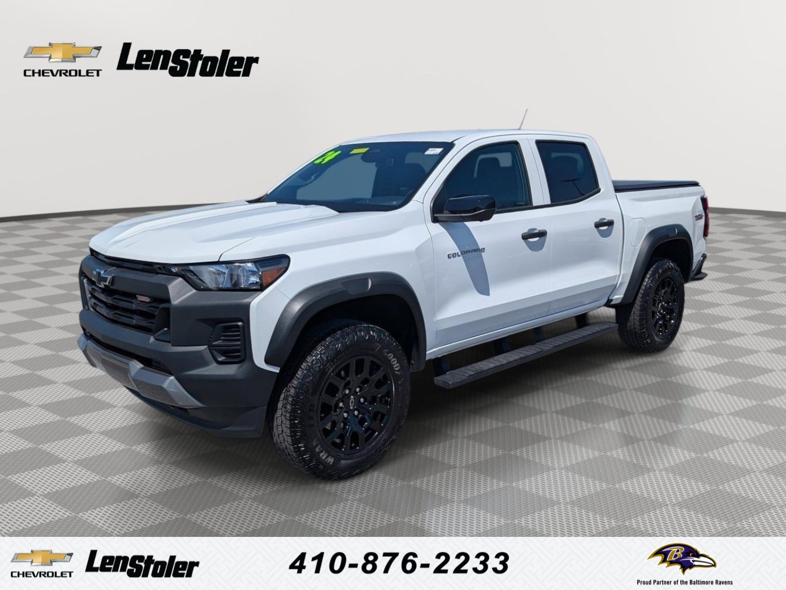 Used 2024 Chevrolet Colorado Trail Boss w/ Technology Package image 1