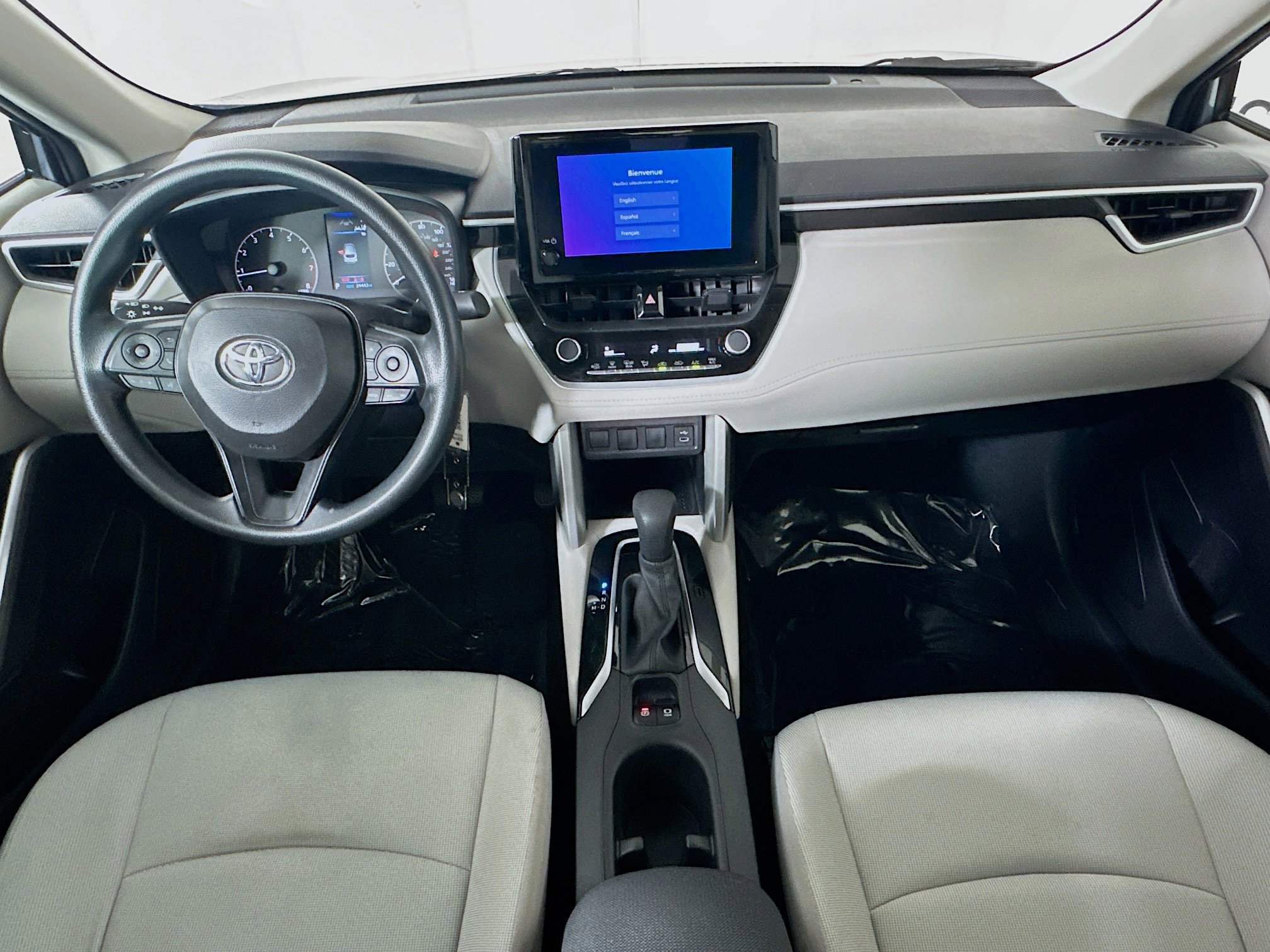 Certified 2024 Toyota Corolla Cross L image 26