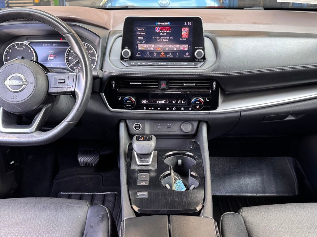 Used 2023 Nissan Rogue SV w/ SV Premium Package FWD image 6
