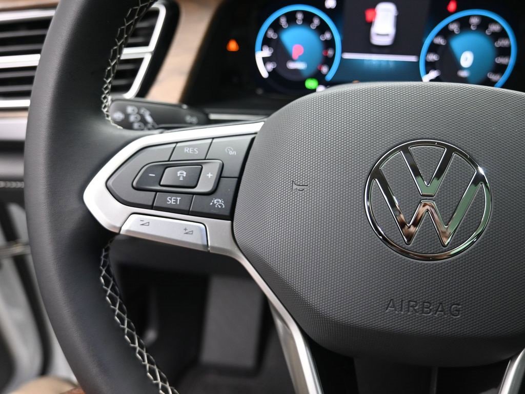 New 2026 Volkswagen Atlas SE image 15