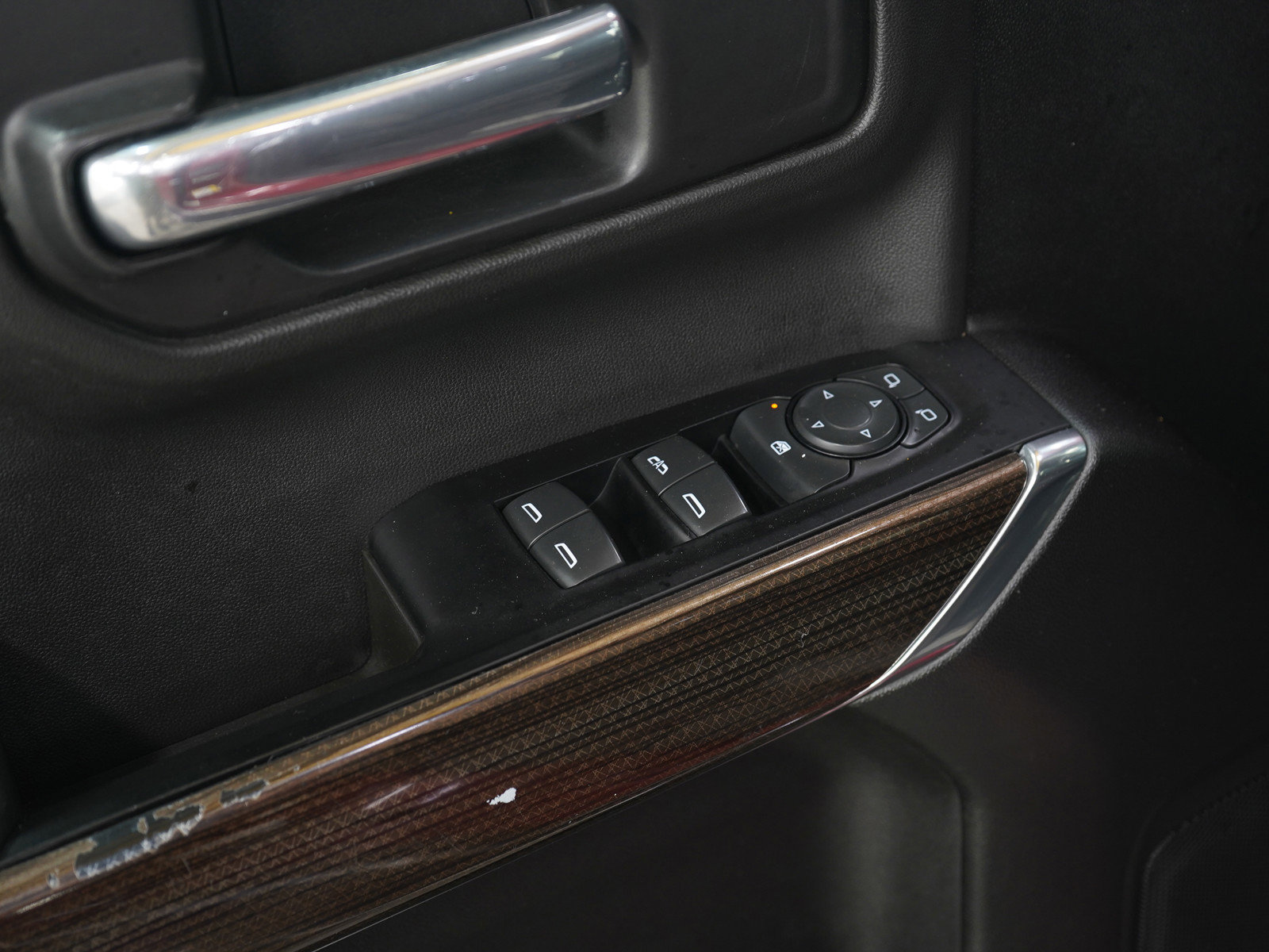 Used 2019 Chevrolet Silverado 1500 LT image 23