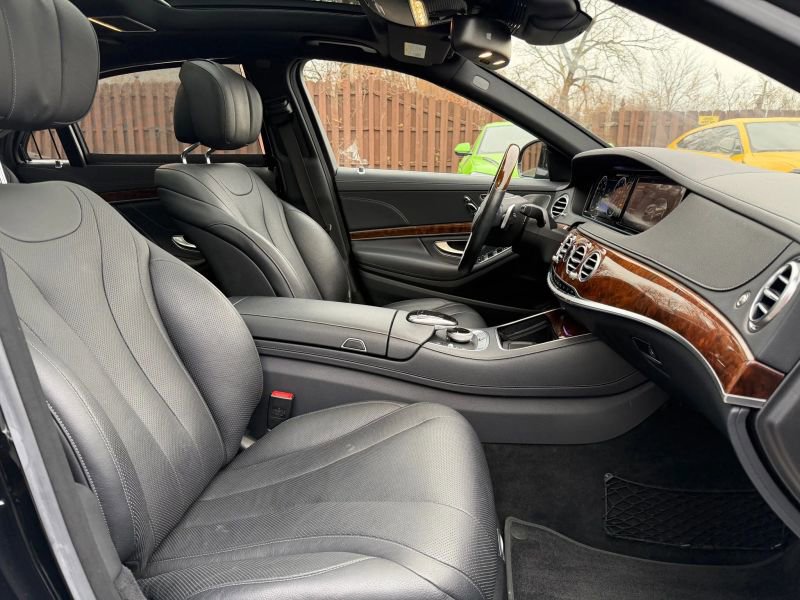 Used 2015 Mercedes-Benz S 550 Sedan image 29