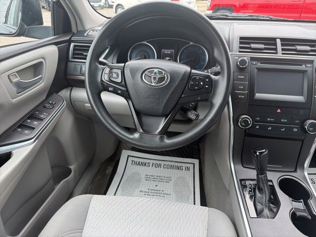 Used 2016 Toyota Camry LE FWD image 21