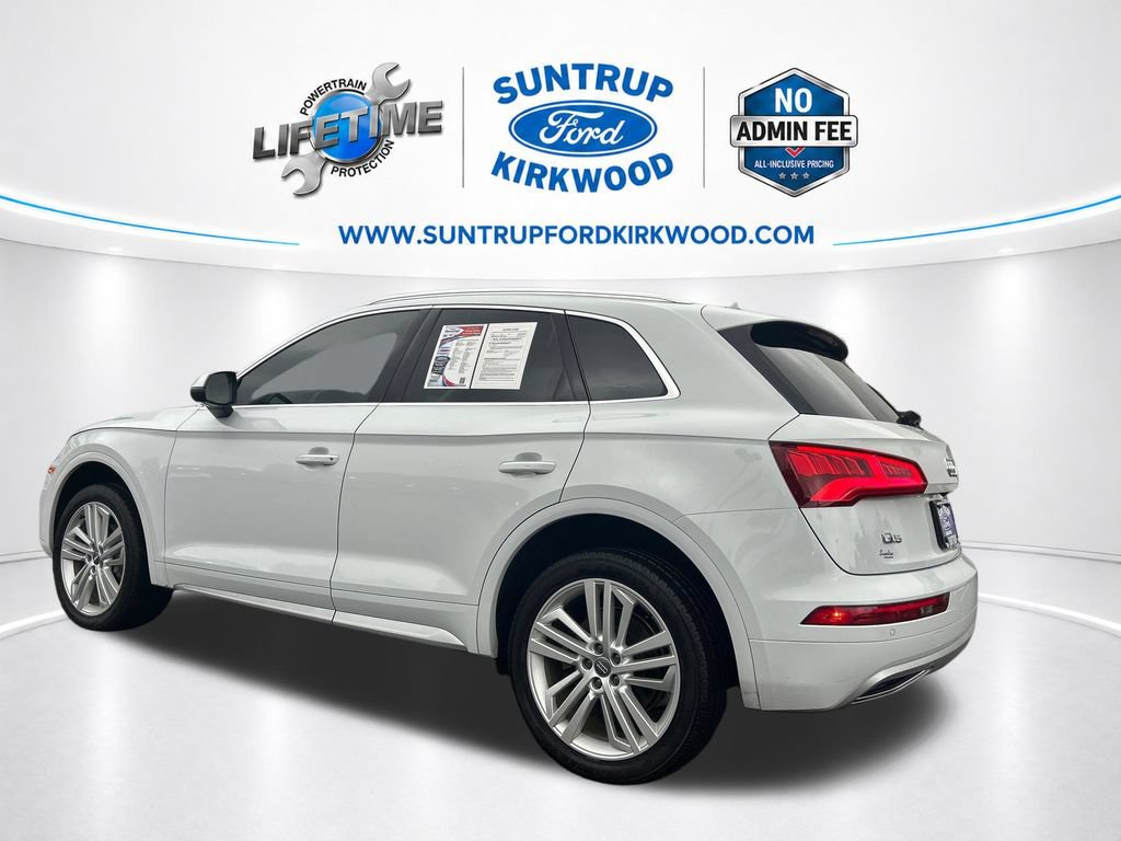 Used 2020 Audi Q5 2.0T Premium Plus w/ Premium Plus Package AWD/4WD image 3